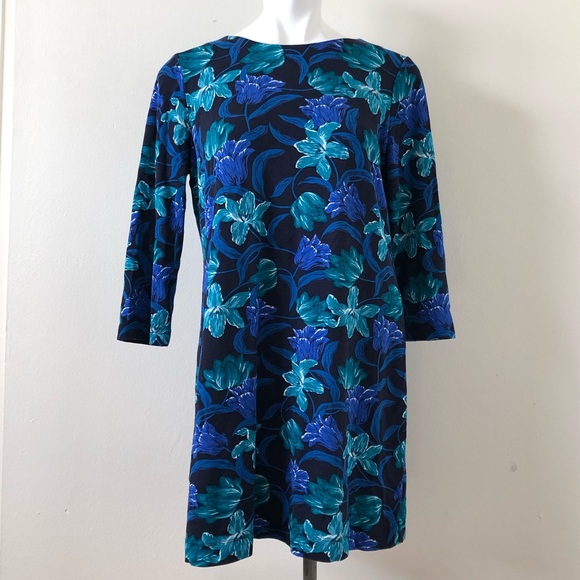 Draper James Nassau Navy Winter Floral Shift Dress Size Medium - Picture 2 of 7